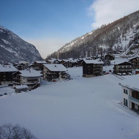 Appartement Haus Aurora à Saas-Grund Extérieur photo